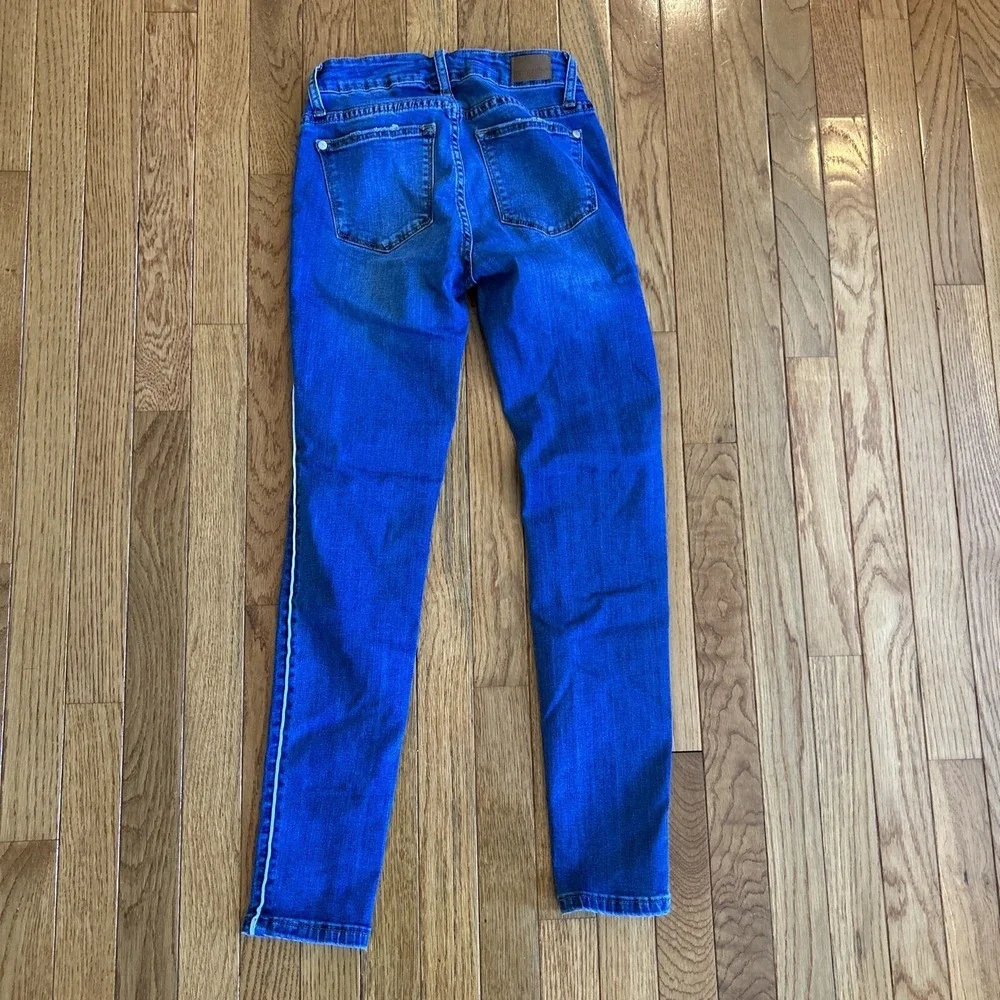 Judy Blue Skinny Fit Jeans Women's Size 1/25 White Stripes Blue‎ Stretch